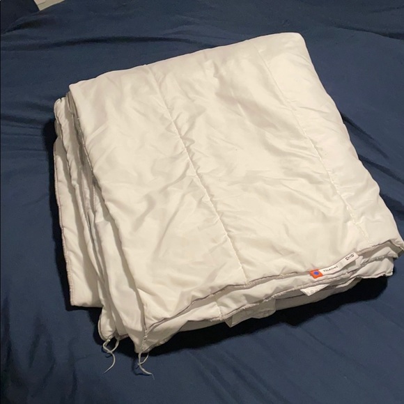 IKEA King Size Comforter/Duvet - Picture 1 of 2
